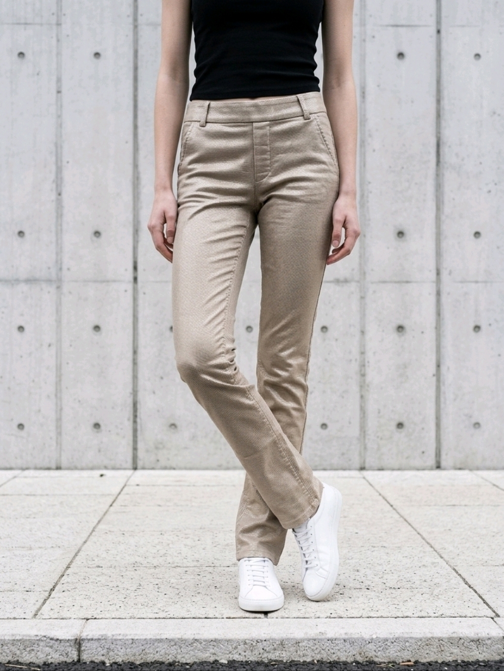 Bevy Flog SZ 24 Metallic Shimmer Beige Gold Slim Straight Pull On Stretch Pants